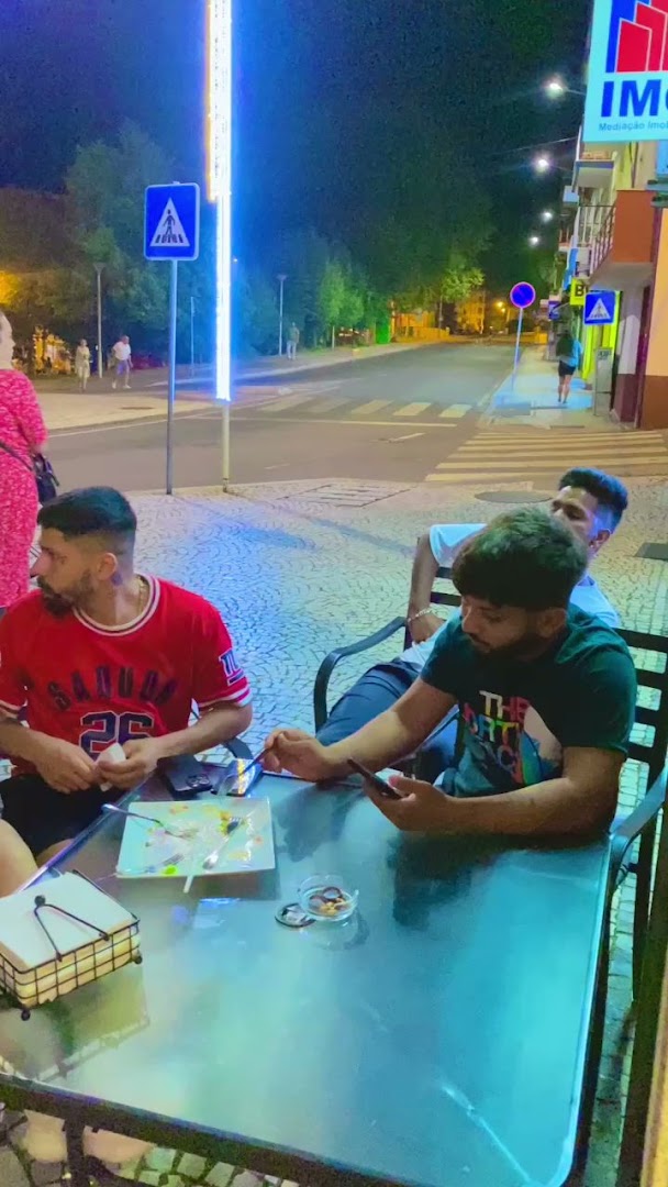LOVE BITES ( KEBAB & PIZZA · Fotos 10